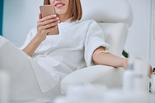 Mobile IV Therapy in Beverly Hills – Delivered by Nurse Hannah